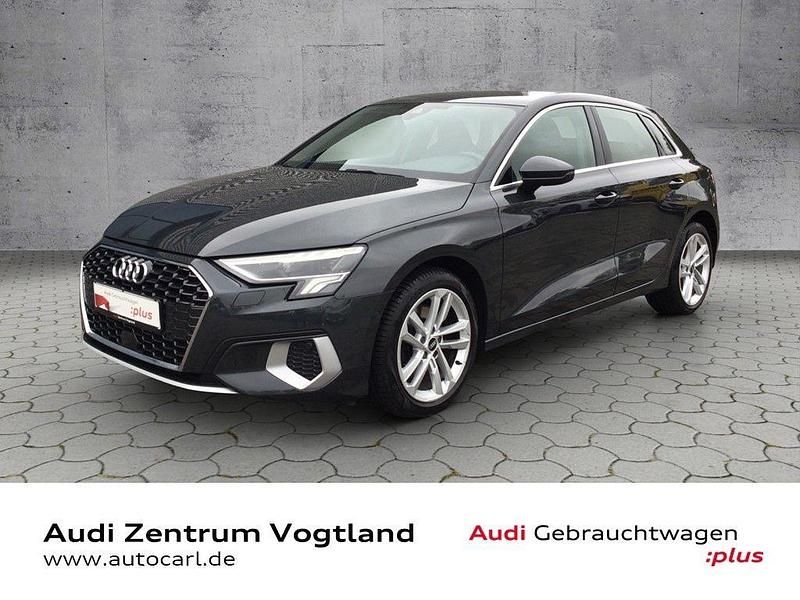 Grau Gebraucht 2022 Audi A3 Sportback Advanced Plus Kleinwagen | 26.580 € (Fairer Preis) - Bild 1/4