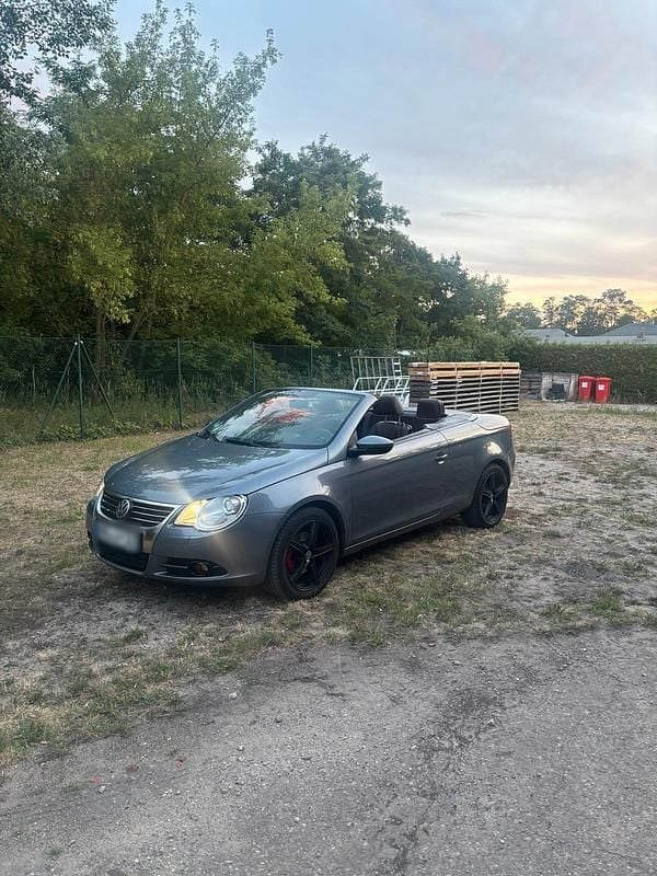 Gebraucht VW Eos 122 PS (89 kW) 2009 Grau Cabrio