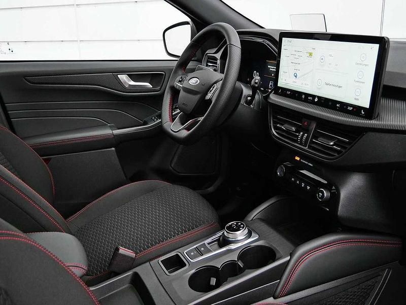 Neu Ford Kuga ST-Line 186 PS (136 kW) 2025 Schwarz SUV