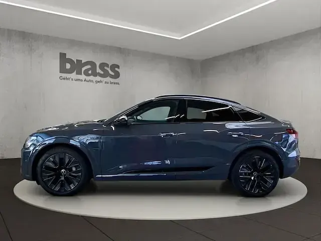 Gebraucht Audi Q8 Sportback e-tron S-Line 250 kW (340 PS) 2024 Magnetgrau SUV