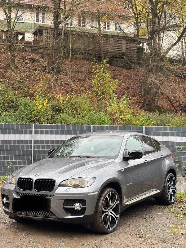 Grau Gebraucht 2009 BMW X6 SUV | 13.500 € - Bild 1/4