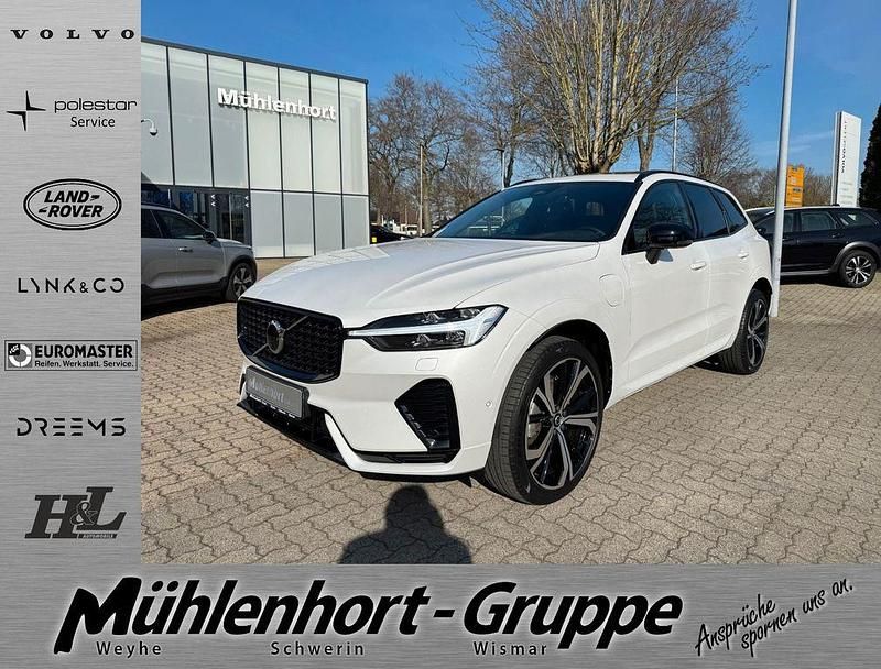 Gebraucht Volvo XC60 Plus 349 PS (256 kW) 2022 Weiß SUV