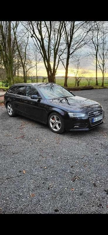 Gebraucht Audi A4 Ambition 120 PS (88 kW) 2013 Schwarz Kombi
