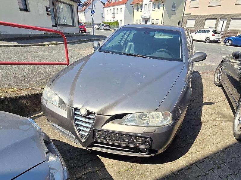 Gold Gebraucht 2005 Alfa Romeo 166 Limousine | 1.500 € - Bild 1/4