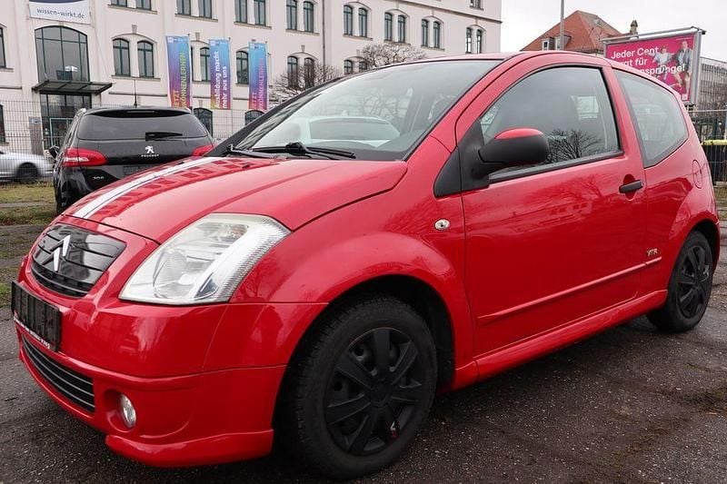 Rot Gebraucht 2007 Citroën C2 VTR Sport Kleinwagen | 1.790 € (Guter Preis) - Bild 1/4