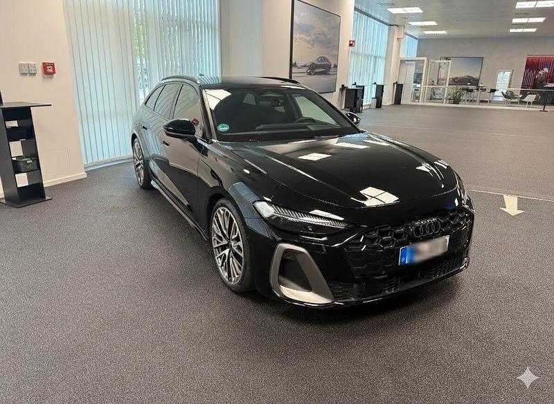 Gebraucht Audi A5 Edition .1 204 PS (150 kW) 2024 Schwarz Kombi