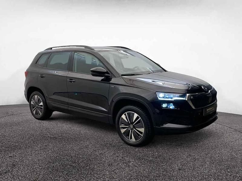 Gebraucht Skoda Karoq Tour 150 PS (110 kW) 2025 Schwarzmagic perleffekt SUV