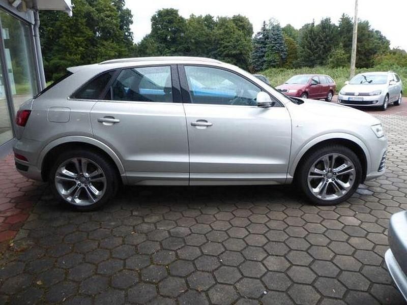 Gebraucht Audi Q3 S-Line 184 PS (135 kW) 2015 Silber SUV