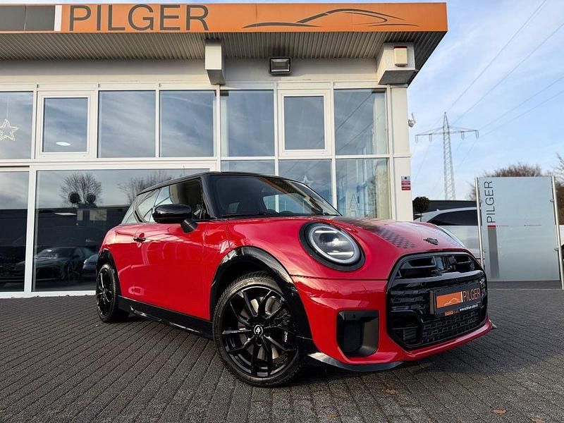 Rot Gebraucht 2024 Mini Cooper Kleinwagen | 31.490 € (Fairer Preis) - Bild 1/4