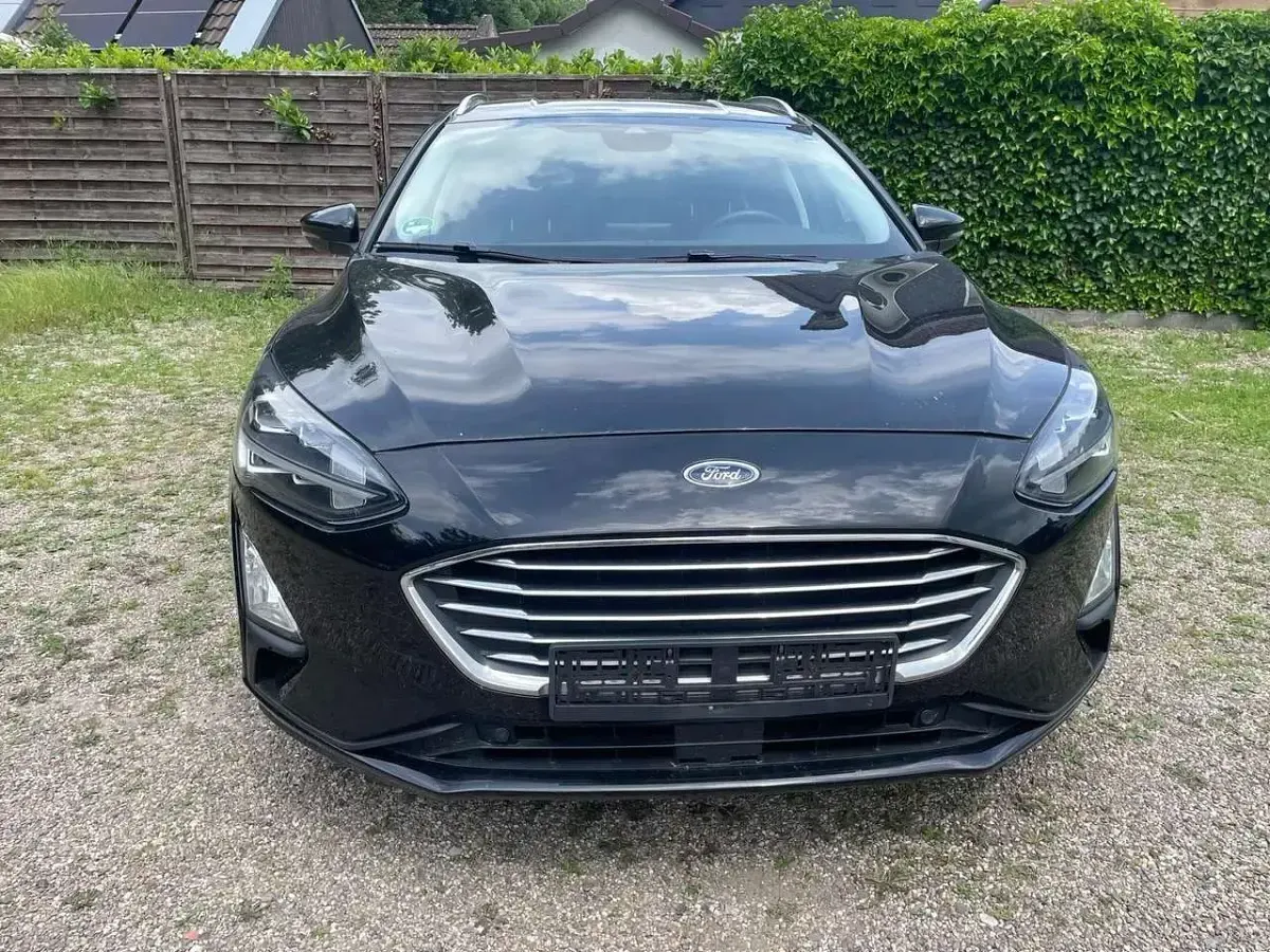 Gebraucht Ford Focus Titanium 150 PS (110 kW) 2019 Shadow black (mica) Kombi