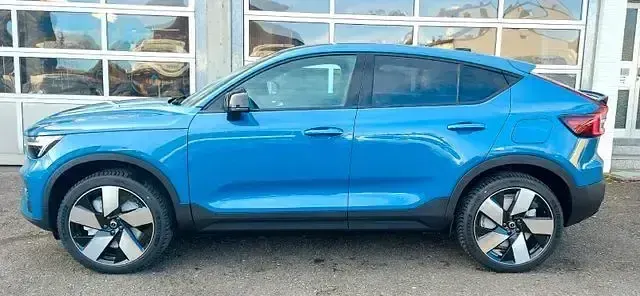 Gebraucht Volvo C40 Plus 300 kW (408 PS) 2025 Fjord blue SUV