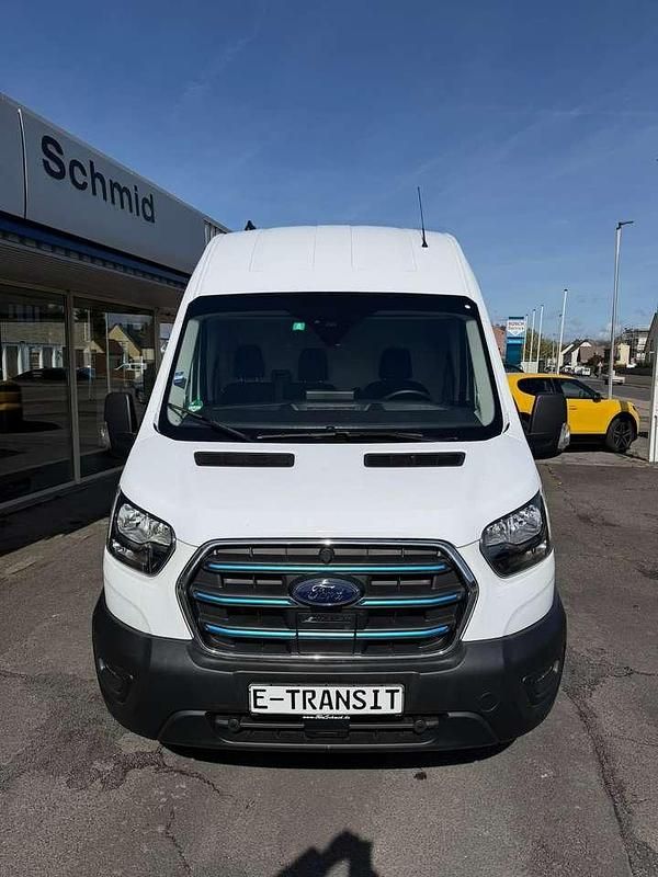 Używany Ford E-Transit Trend 135 kW (184 KM) 2025 Biały Van