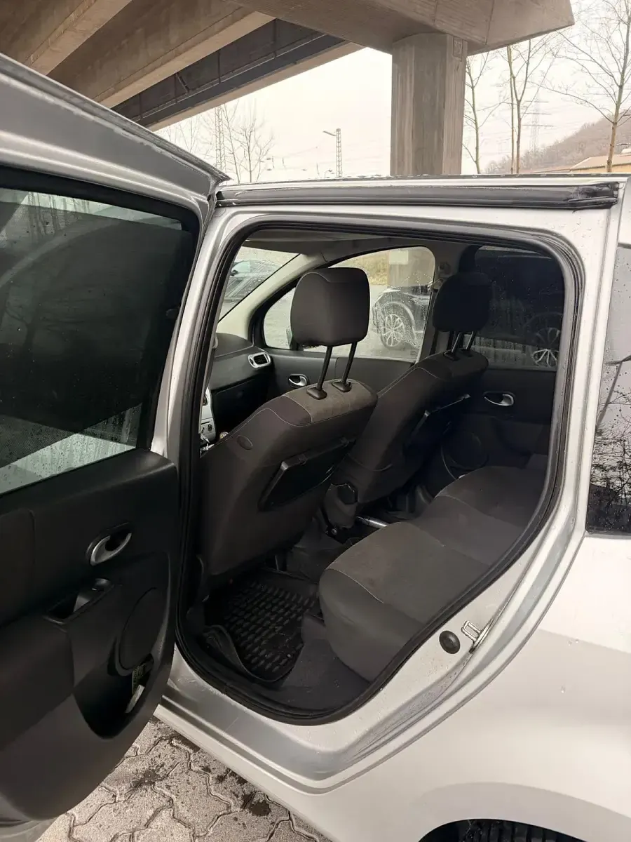 Brugt Renault Modus 75 HK (55 kW) 2008 Grå MPV