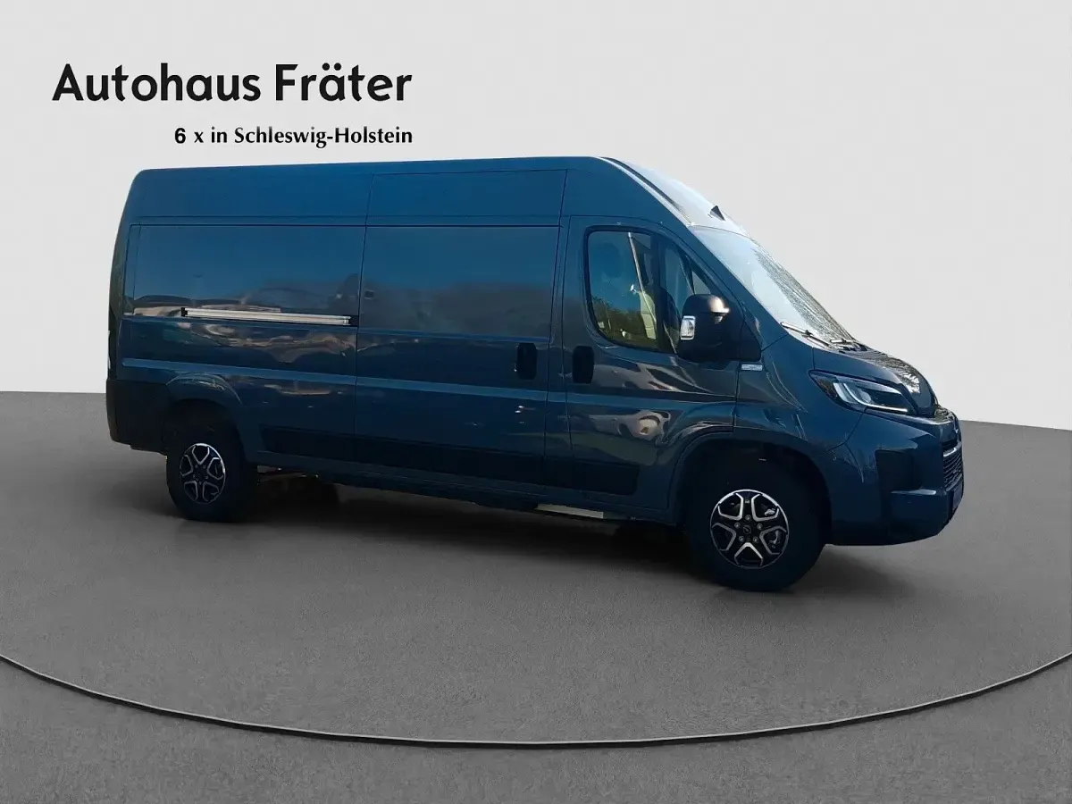 Neu Opel Movano 205 kW (279 PS) 2025 Grau Van