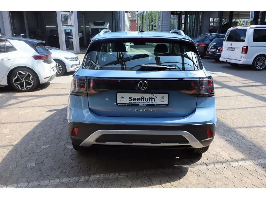 Neu VW T-Cross Style 116 PS (85 kW) 2026 Clear blue metallic SUV