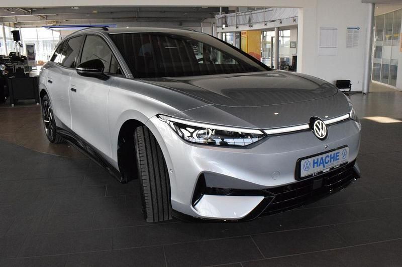 Neu VW ID.7 Pro 210 kW (286 PS) 2026 Silber Kombi