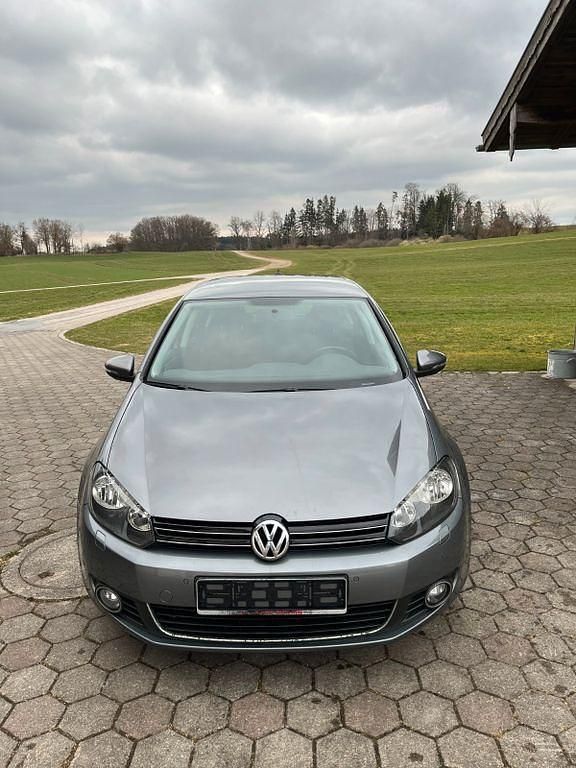 Gebraucht VW Golf VI Highline 122 PS (89 kW) 2009 Grau Kleinwagen