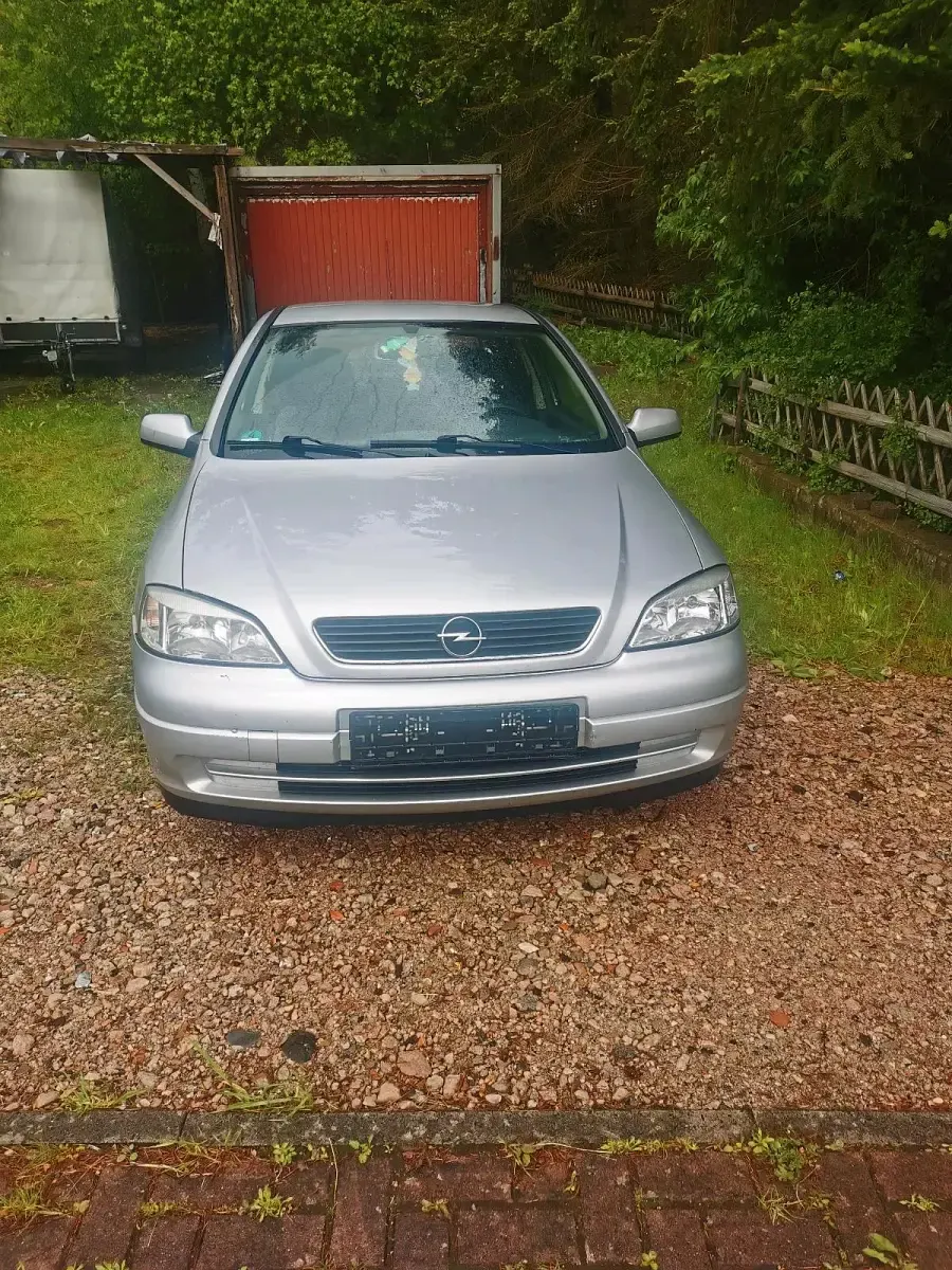 Gebraucht Opel Astra 101 PS (74 kW) 2003 Silber Kleinwagen