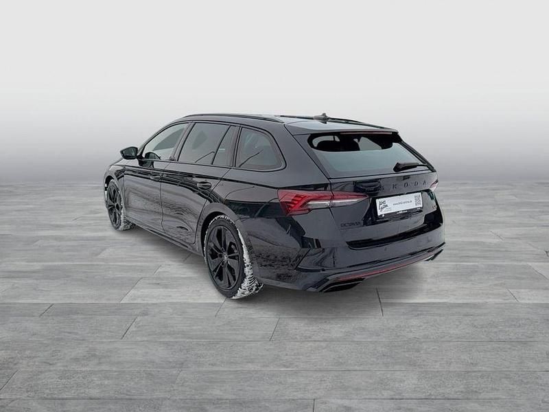 Gebraucht Skoda Octavia RS 265 PS (194 kW) 2025 Blackmagic perleffekt Kombi