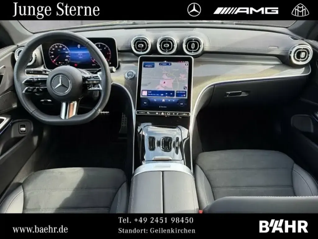 Gebraucht Mercedes 220 197 PS (144 kW) 2025 Lack obsidianschwarz (metallic) Coupé