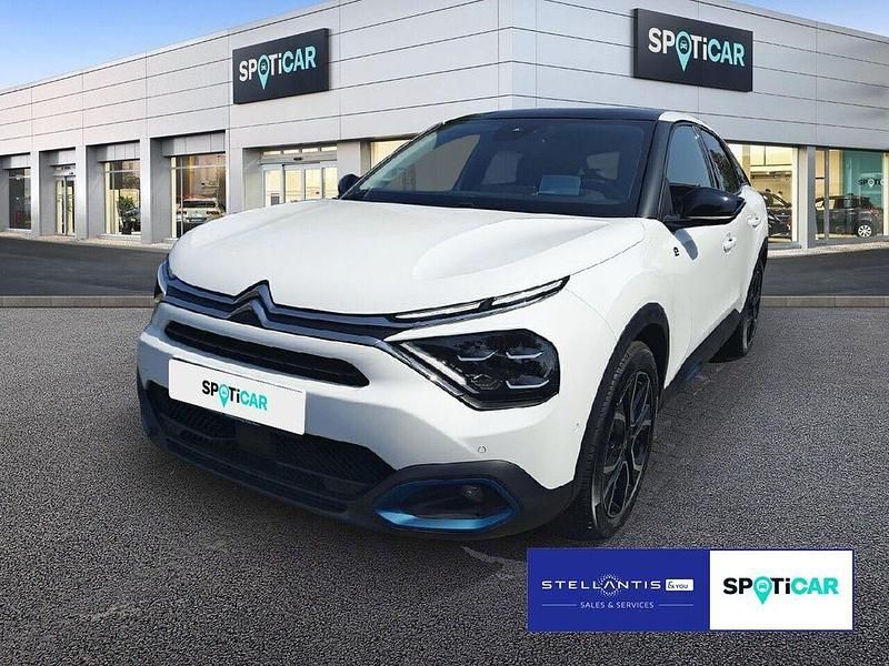Weiß Gebraucht 2023 Citroën e-C4 Shine Limousine | 22.580 € (Fairer Preis) - Bild 1/4