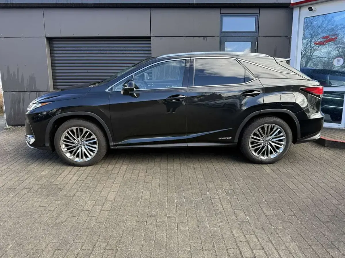 Gebraucht Lexus RX450h Luxury Line 313 PS (230 kW) 2021 Schwarz SUV