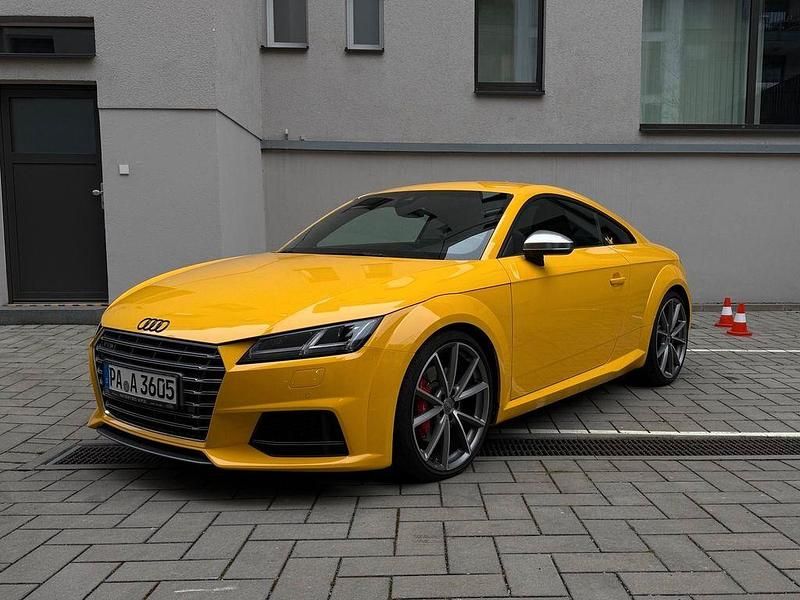 Gelb Gebraucht 2016 Audi TTS Ambiente Coupé | 30.900 € (Guter Preis) - Bild 1/4