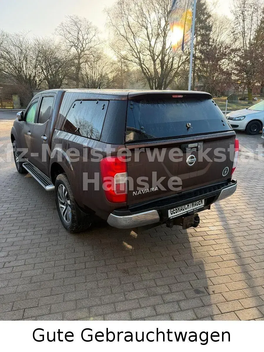 Gebraucht Nissan Navara N-Connecta 190 PS (139 kW) 2017 Braun Pickup