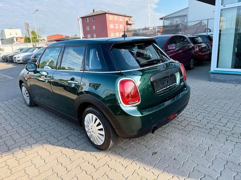 Second-hand Mini ONE 102 CP (75 kW) 2015 Verde Hatchback
