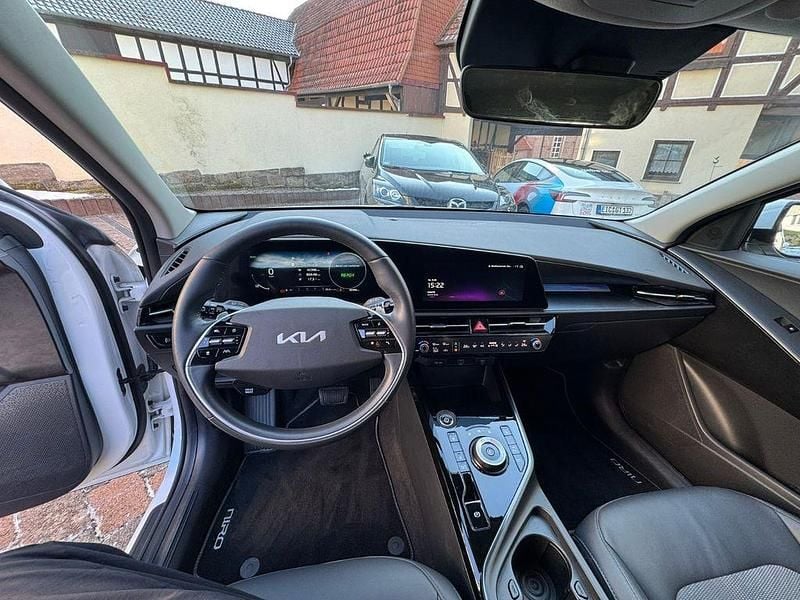 Gebraucht Kia Niro Vision 150 kW (204 PS) 2022 Weiß SUV