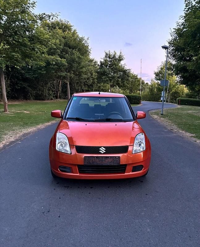 Gebraucht 2006 Suzuki Swift Limousine | 1.999 € (Fairer Preis) - Bild 1/4