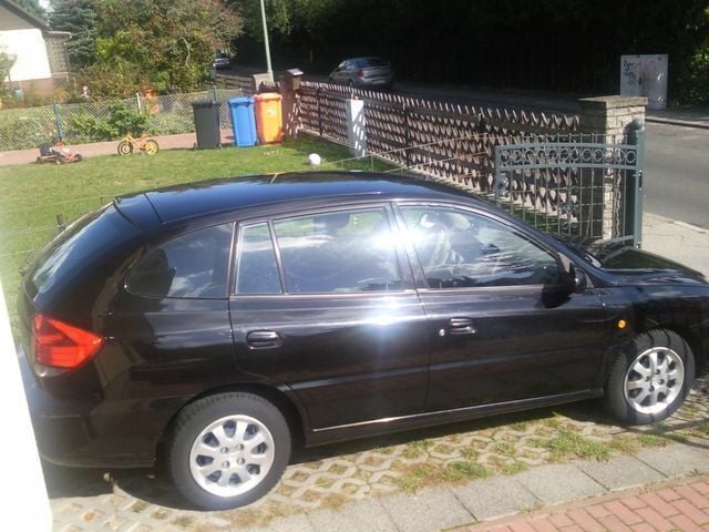 Gebraucht Kia Rio 97 PS (71 kW) 2003 Schwarz Kleinwagen