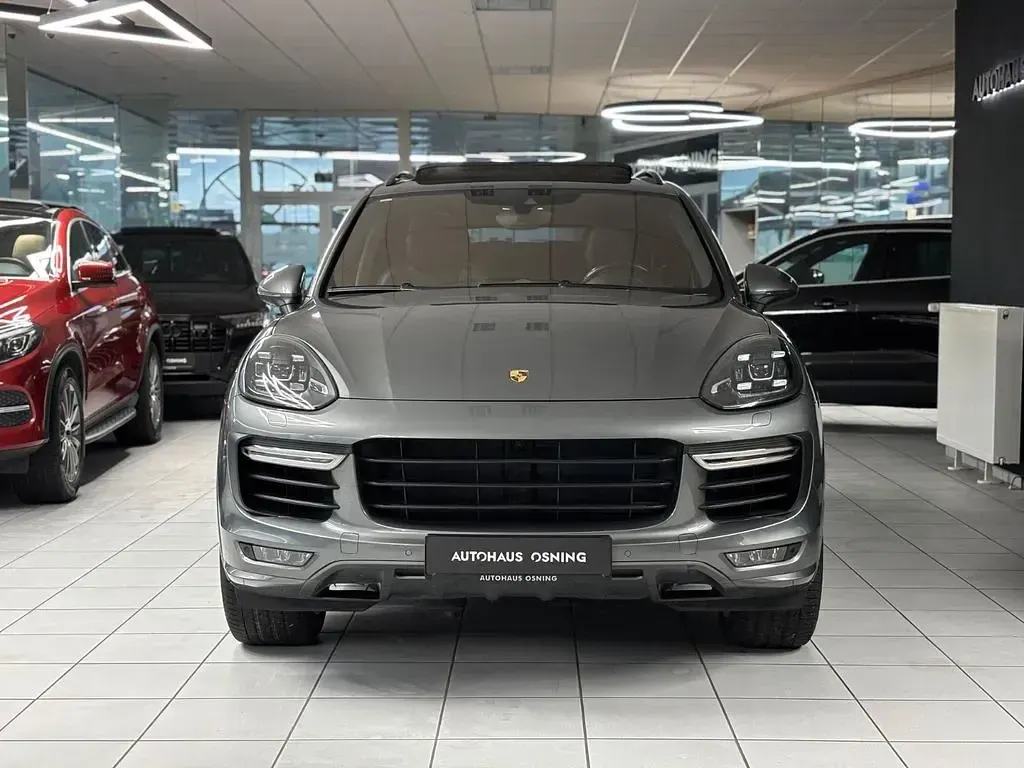 Gebraucht Porsche Cayenne Chrono 519 PS (381 kW) 2015 Meteorgraumetallic SUV