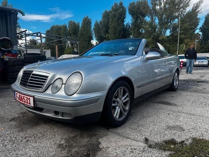 Silber Gebraucht 1999 Mercedes CLK230 Elegance Cabrio | 1.999 € (Superpreis) - Bild 1/4