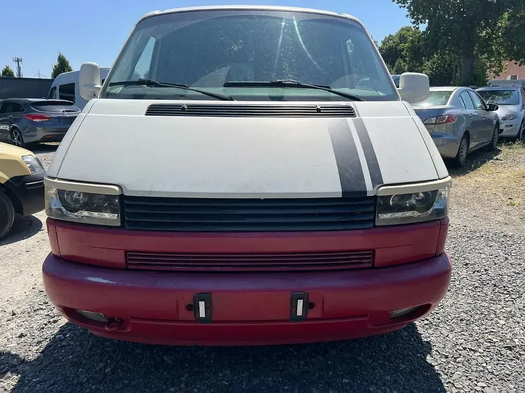 Gebraucht VW Caravelle 88 PS (64 kW) 1999 Rot Van