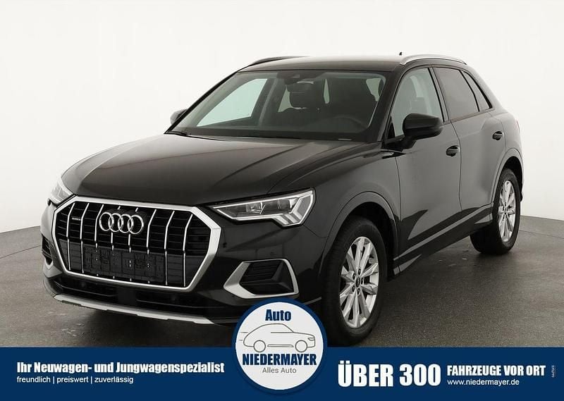Mythosschwarz metallic Gebraucht 2021 Audi Q3 Advanced SUV | 33.875 € (Fairer Preis) - Bild 1/4