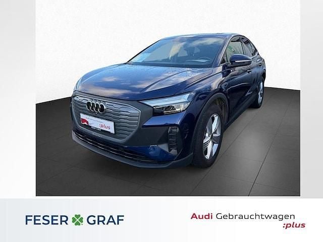 Navarrablau metallic Gebraucht 2022 Audi Q4 Sportback e-tron Comfort SUV | 31.480 € (Fairer Preis) - Bild 1/4