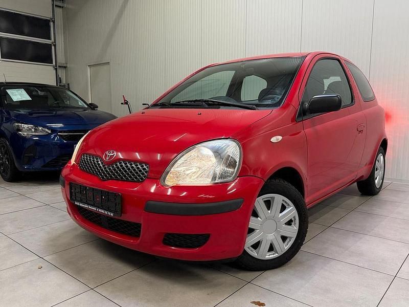 Gebraucht Toyota Yaris 65 PS (47 kW) 2003 Rot Kleinwagen