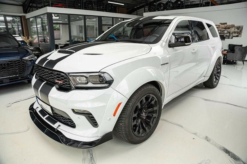 Weiß Gebraucht 2022 Dodge Durango SUV | 53.999 € (Etwas zu teuer) - Bild 1/4