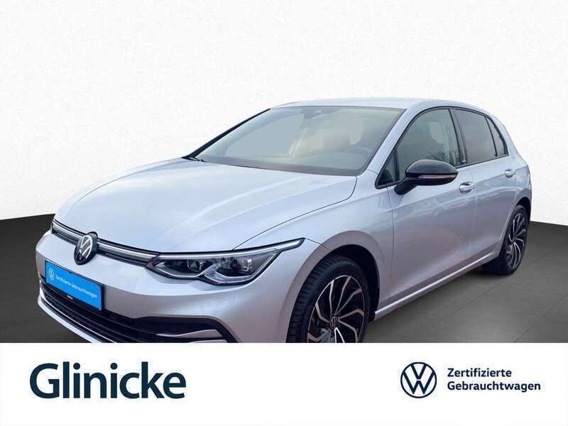 Reflexsilber metallic Gebraucht 2024 VW Golf VIII Move Limousine | 25.833 € (Guter Preis) - Bild 1/3