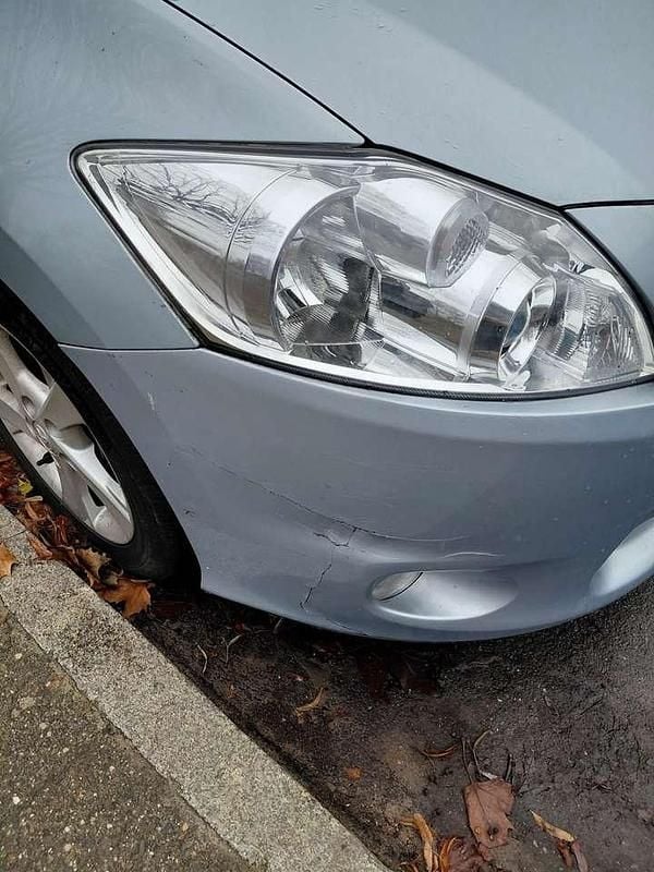 Gebraucht Toyota Auris Life 132 PS (97 kW) 2012 Limousine