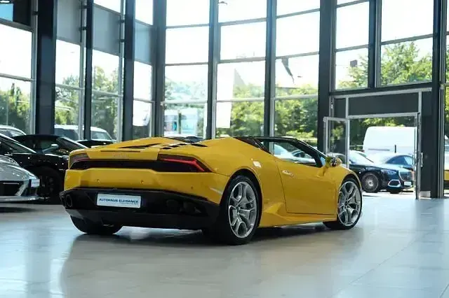 Gebraucht Lamborghini Huracán 610 PS (448 kW) 2017 Giallo Cabrio