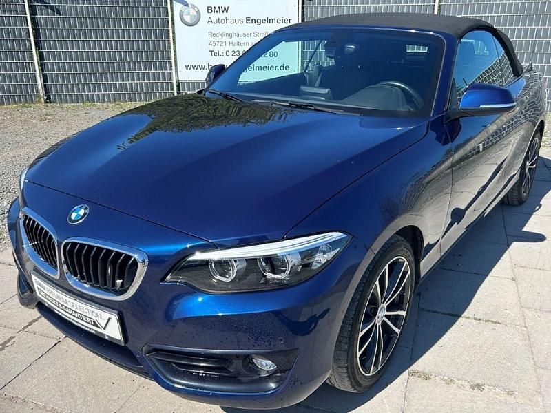 Gebraucht BMW 218 Sport Line 150 PS (110 kW) 2019 Mediterranblau metallic Cabrio