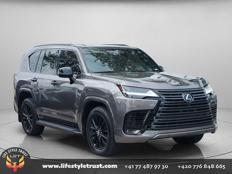 Gebraucht Lexus LX600 413 PS (303 kW) 2023 Grau SUV