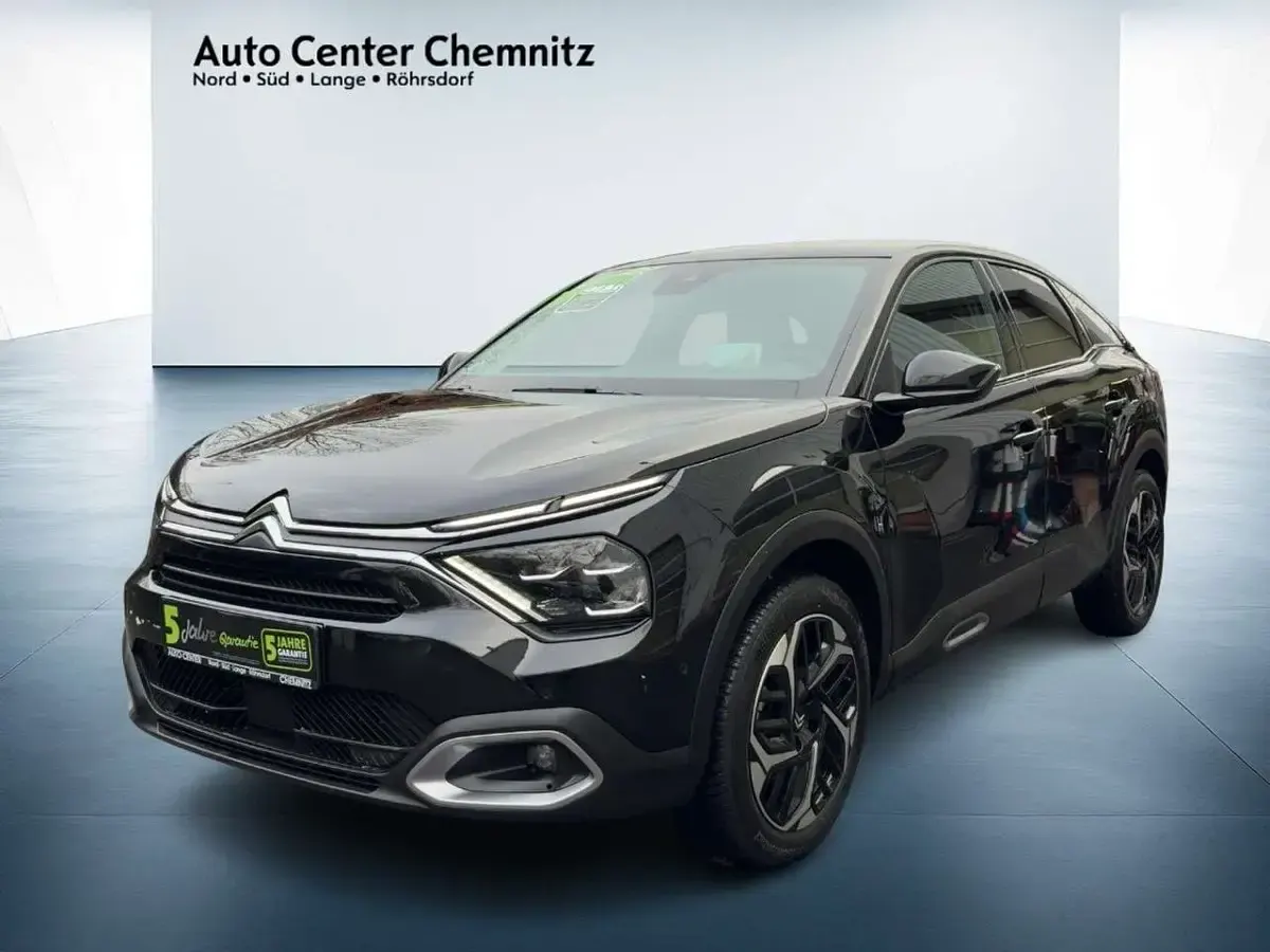 Gebraucht Citroën C4 Shine 131 PS (96 kW) 2024 Schwarz SUV