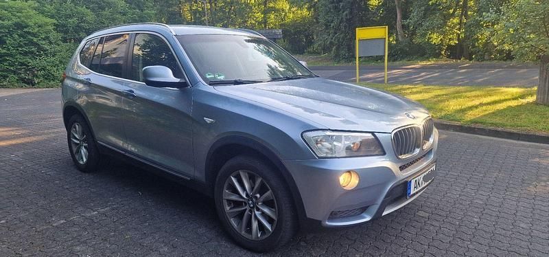 Blau Gebraucht 2011 BMW X3 SUV | 9.499 € (Guter Preis) - Bild 1/4