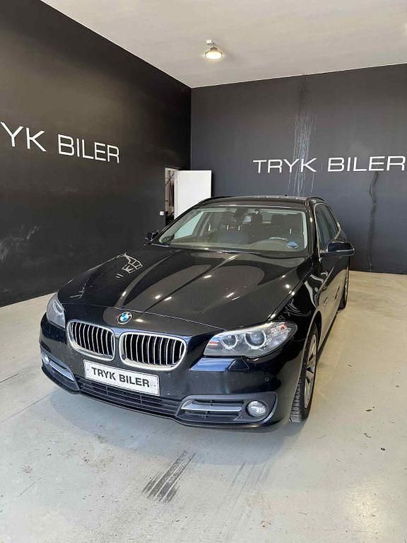 Schwarz Gebraucht 2016 BMW 520 Kombi | 8.000 € (Guter Preis) - Bild 1/4