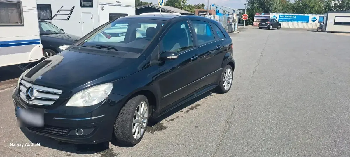 Gebraucht Mercedes B200 136 PS (100 kW) 2006 Schwarz Van / Kleinbus