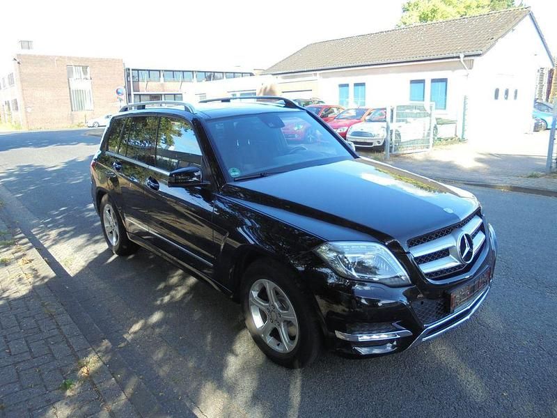 Gebraucht Mercedes GLK200 143 PS (105 kW) 2013 Schwarz SUV