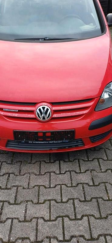 Rot Gebraucht 2007 VW Golf V Limousine | 3.650 € (Fairer Preis) - Bild 1/4